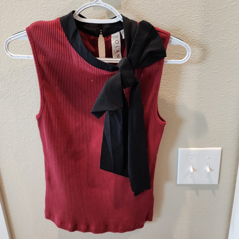 Anthropologie Ribbed tank top with bow